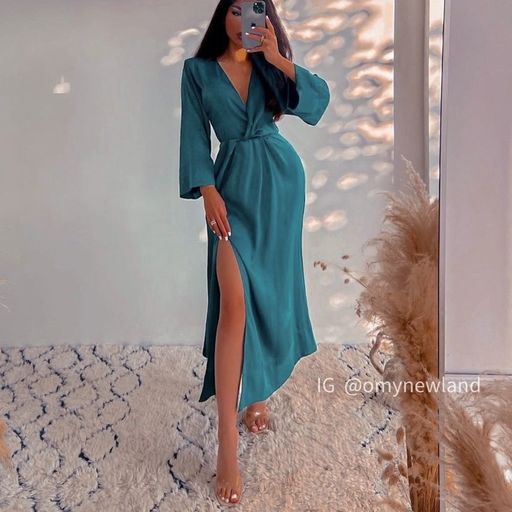 Zara Flowy Satin Effect Midi Dress Green New - Picture 2 of 7